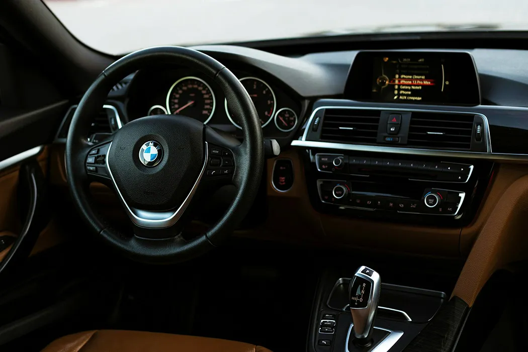 Interiér BMW vozidla